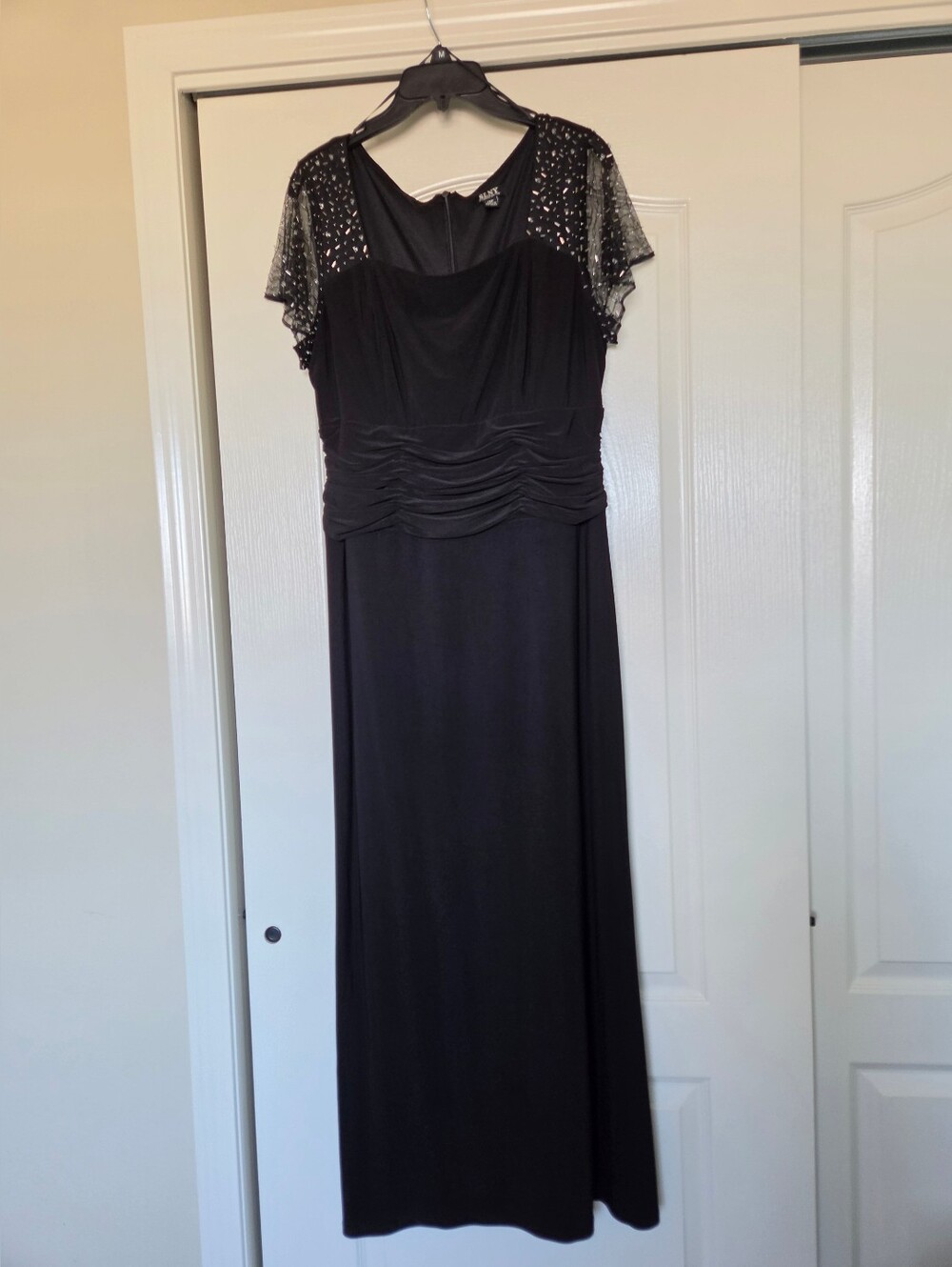 SLNY Petite Beaded Flutter-Sleeve Ruched Gown